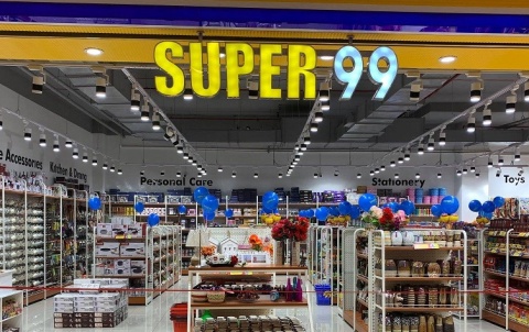 SUPER 99