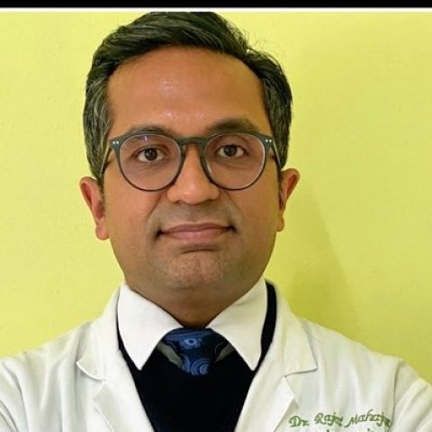 Dr Rajat Mahajan