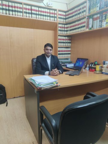 Mradul Mohan Singh Parmar (Advocate) - Criminal / Matrimonial / Bail / Advocate in Bhopal