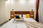 Comfortable 1BHK Serviced Apartment Near Artemis Hospital Gurgaon for Medical Visitors