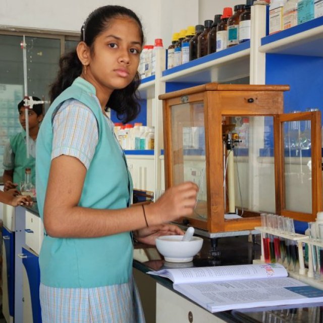 SRIKARI PUBLIC SCHOOL, top ranked higher secondary CBSE School in Hospet