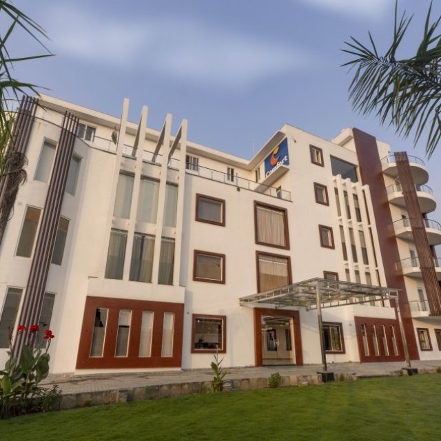 Hotels in rishikesh