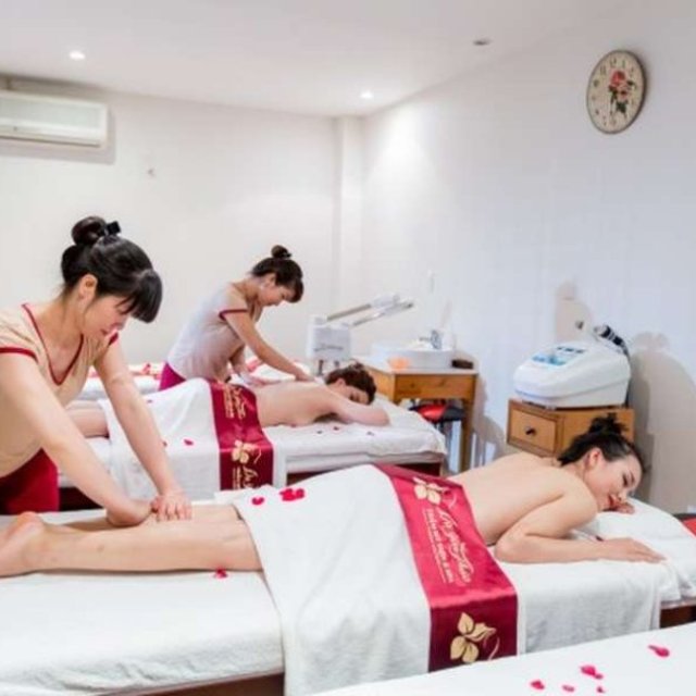 Female Do Happy Ending Body Massage in Kandivali 9136119096