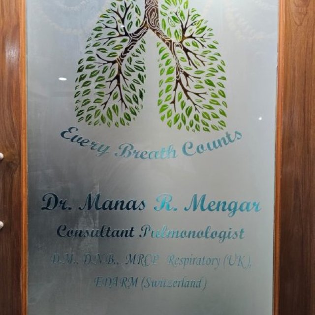 Dr. Manas Mengar | Pulmonology in Mulund