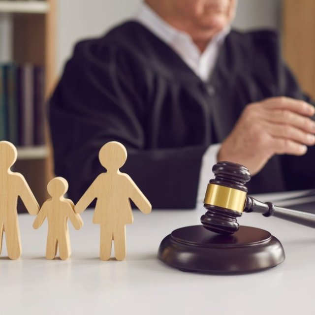 Get Professional Divorce Lawyer In Noida