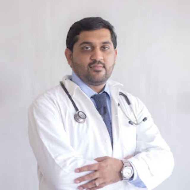 Dr. Gulshan Bheem Tolani - Best Physician in Nashik | Diabetologist, Thyroid, Infectious Diseases Treatment Doctor in Nashik
