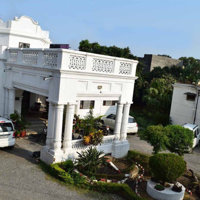 Hotel Sukhsadan