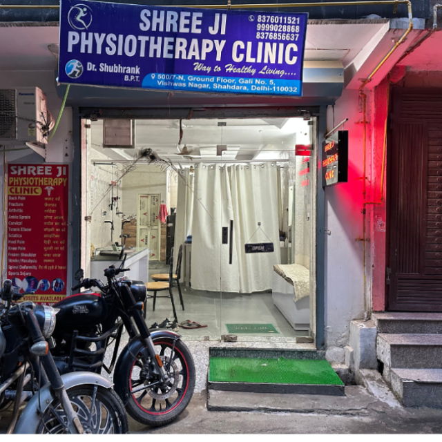 Shree Ji Physiotherapy Clinic In Delhi | Chiropractor & Physiotherapist In Shahdara, Delhi