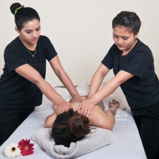 Expert Female To Male Body Massage Spa In Belagavi 9900120219